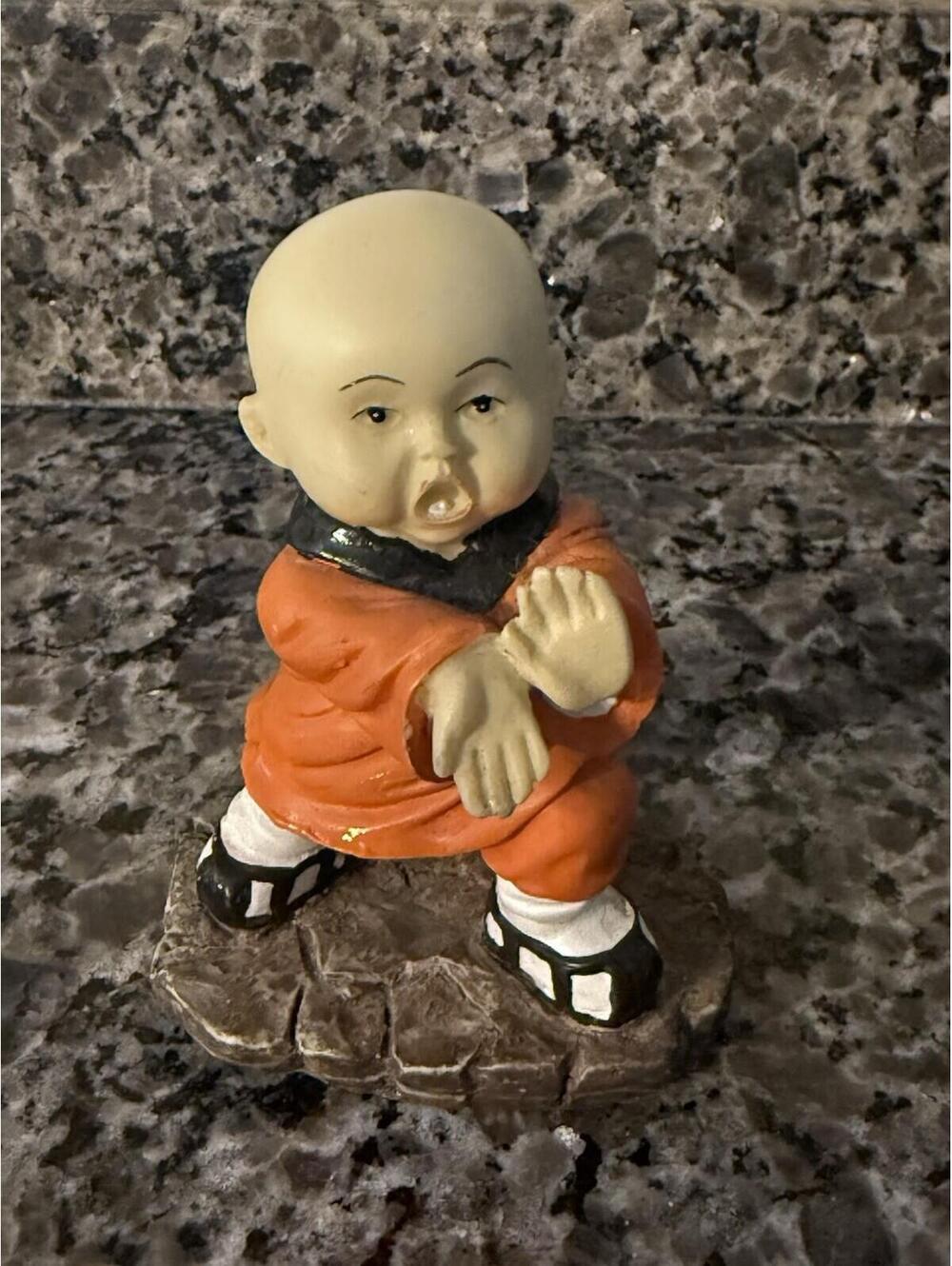 KUNG FU Shaolin Monk Boy Martial Arts Karate Figure Excellent Unique